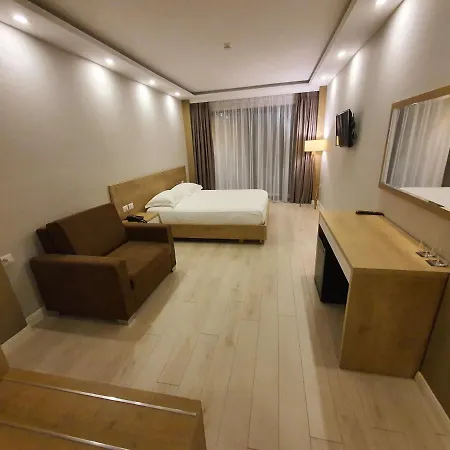 Amber Albania 4* Spille