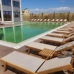 Otel Amber Albania
