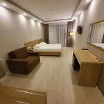 Otel Amber Albania 4*
