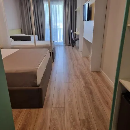 Hotel Amber Albania 4*