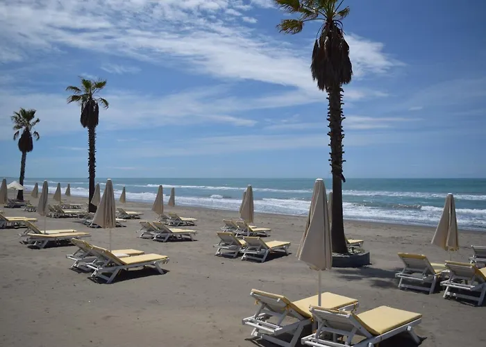 Amber Albania מלון