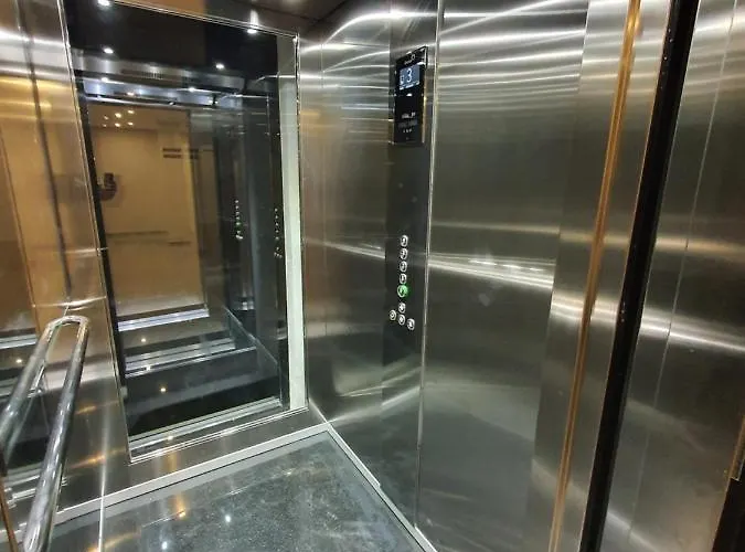 Amber Albania Hotel 4*