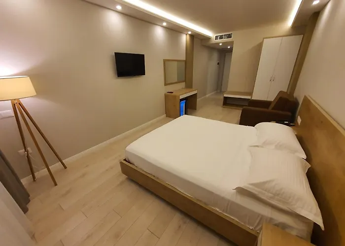 Amber Albania מלון